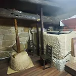 O Palheiro Da Anastacia Nyaraló Marco de Canavezes