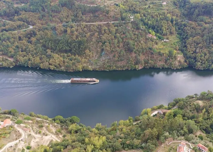 펜션 O Palheiro Da Anastacia *